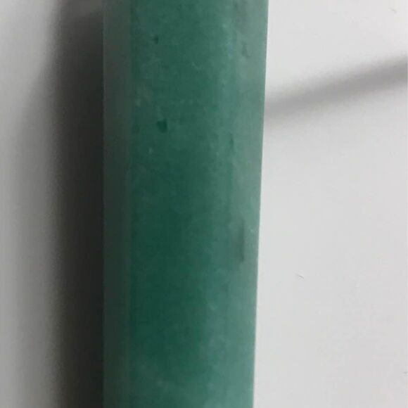 Green aventurine crystal pendant comes with black wax cord chain necklace - Picture 2 of 4